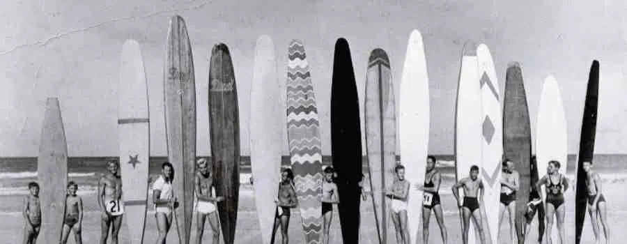 Où a été inventé le surf ?