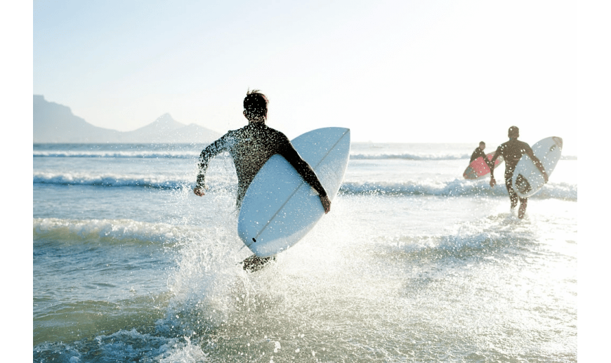 Quand est né le surf ?