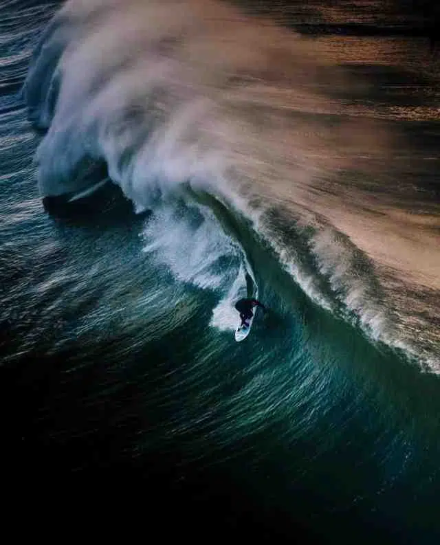 Quelle hauteur de vague pour surfer débutant ?