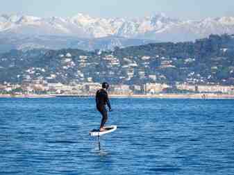 Où surfer dans les Alpes-maritimes ?